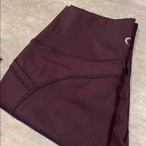 ZYIA Wine Brilliant Leggings